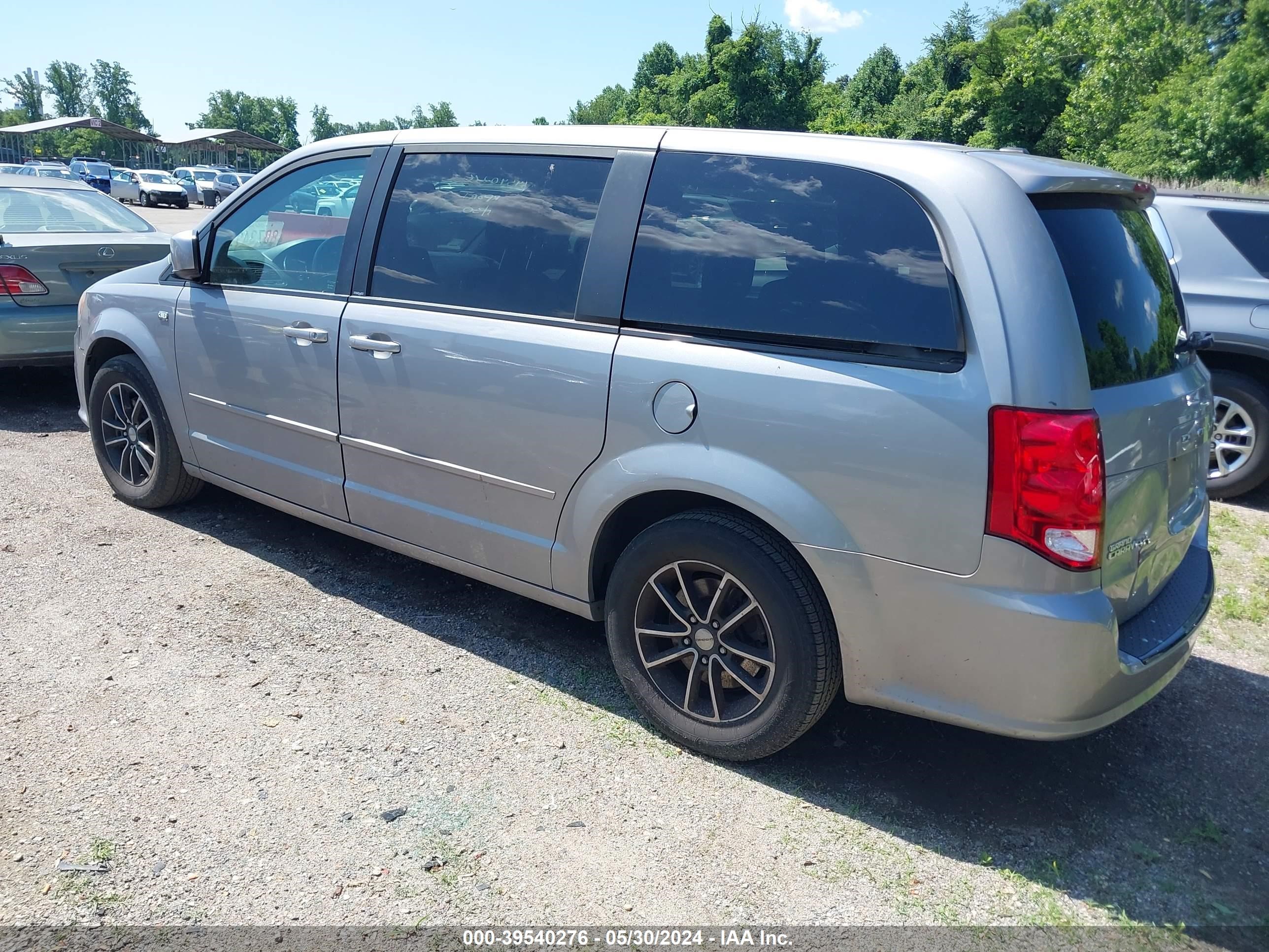 Photo 2 VIN: 2C4RDGBG4ER331532 - DODGE CARAVAN 