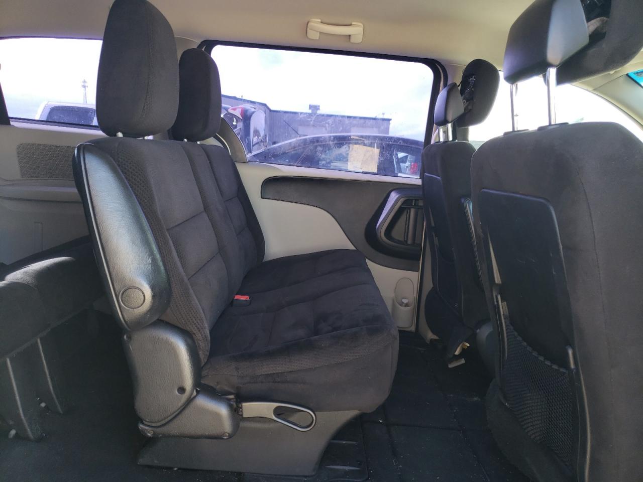 Photo 10 VIN: 2C4RDGBG4ER366524 - DODGE CARAVAN 