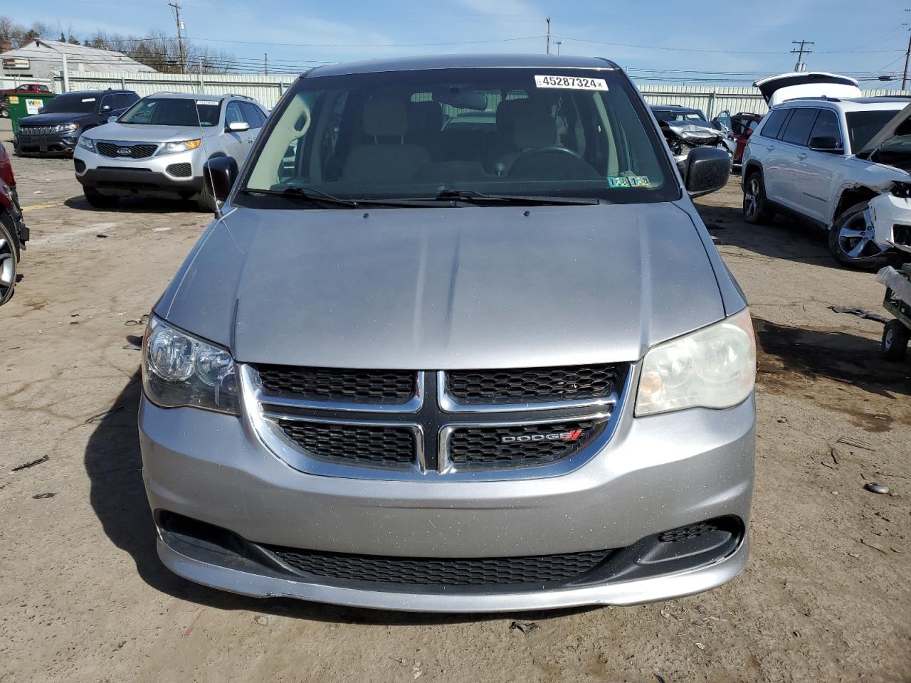 Photo 4 VIN: 2C4RDGBG4GR162132 - DODGE CARAVAN 