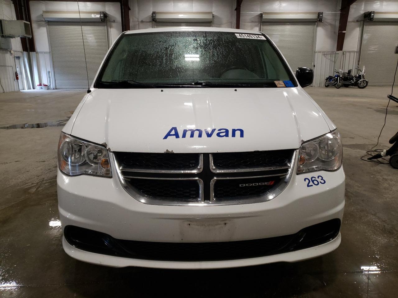 Photo 4 VIN: 2C4RDGBG4HR718165 - DODGE CARAVAN 