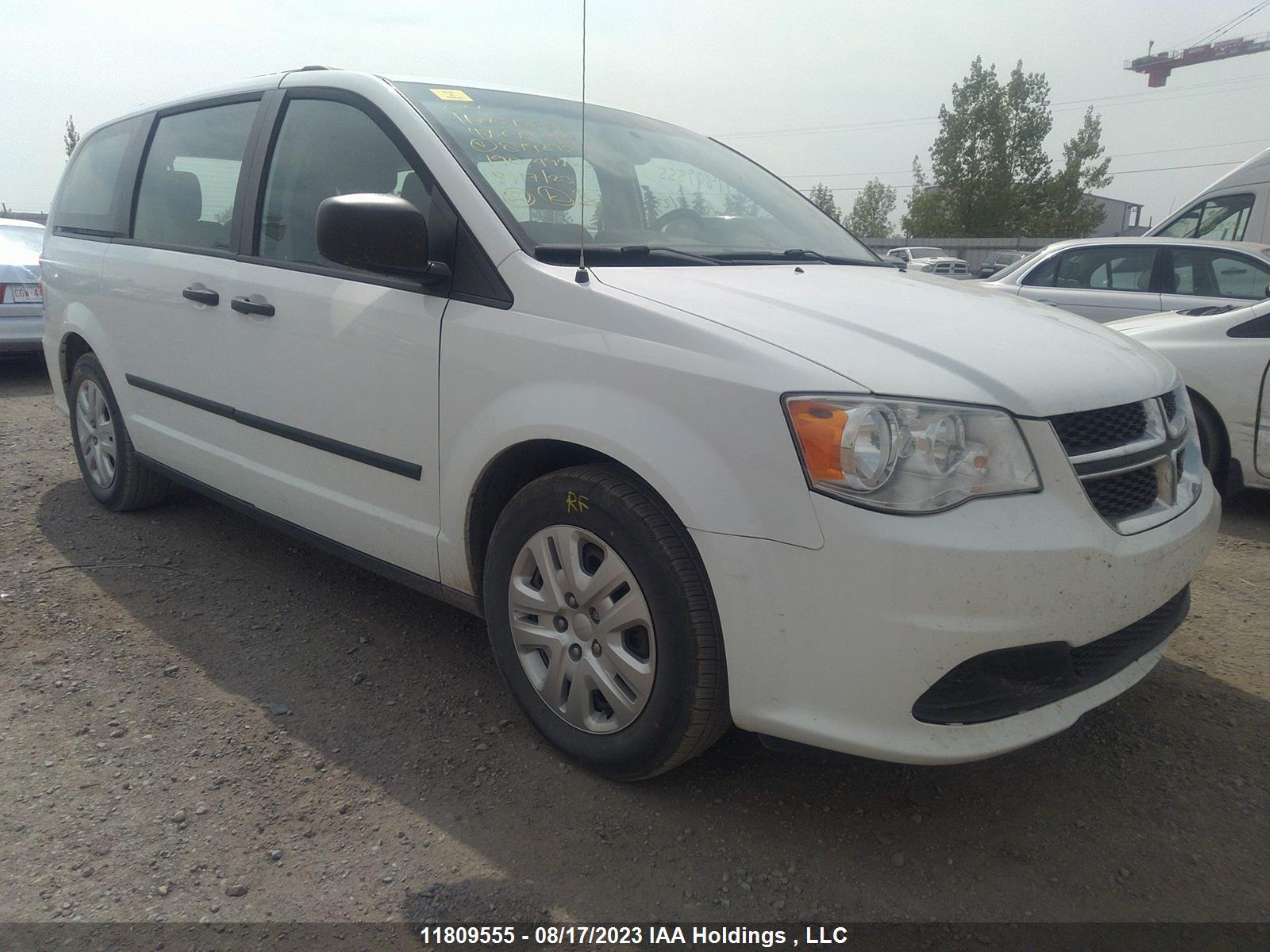 Photo 0 VIN: 2C4RDGBG4HR879292 - DODGE CARAVAN 