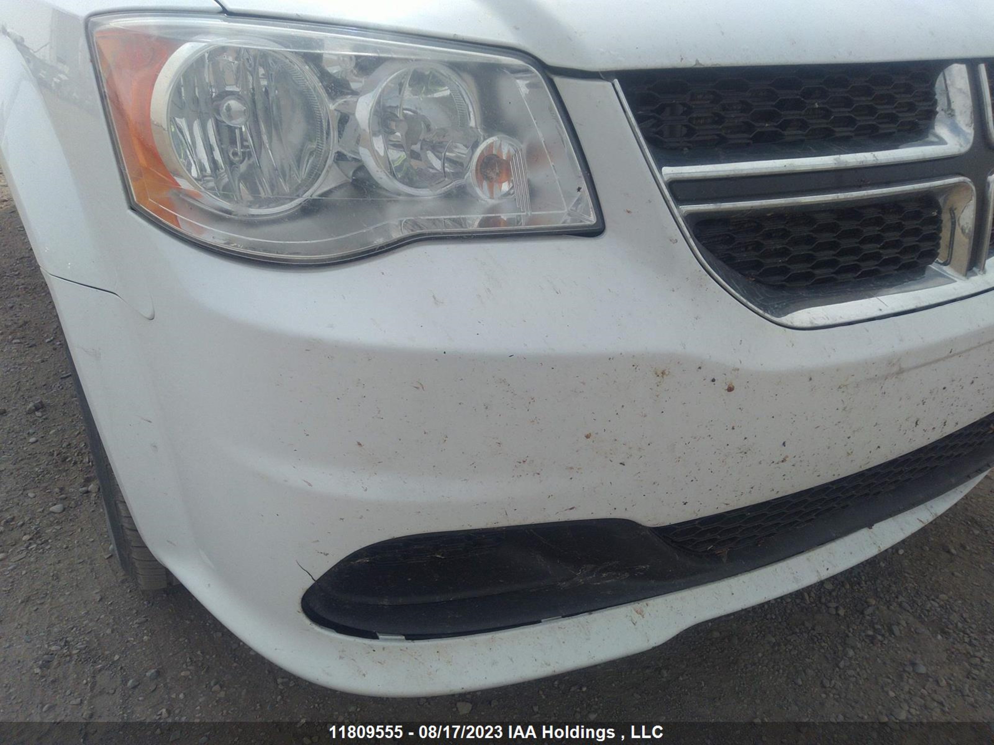 Photo 5 VIN: 2C4RDGBG4HR879292 - DODGE CARAVAN 