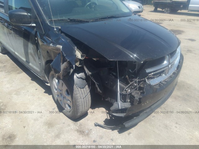 Photo 5 VIN: 2C4RDGBG4JR138453 - DODGE GRAND CARAVAN 