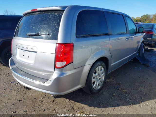 Photo 3 VIN: 2C4RDGBG4JR151056 - DODGE GRAND CARAVAN 