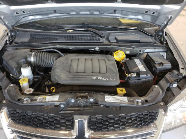 Photo 6 VIN: 2C4RDGBG4JR184560 - DODGE GRAND CARA 