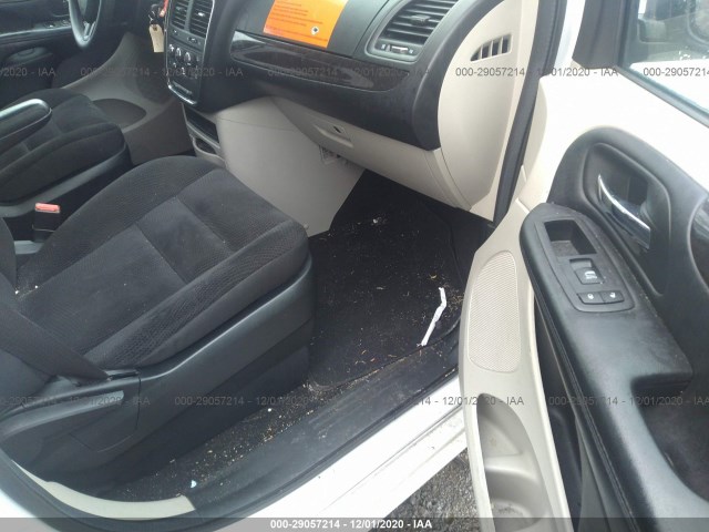 Photo 4 VIN: 2C4RDGBG4JR238844 - DODGE GRAND CARAVAN 