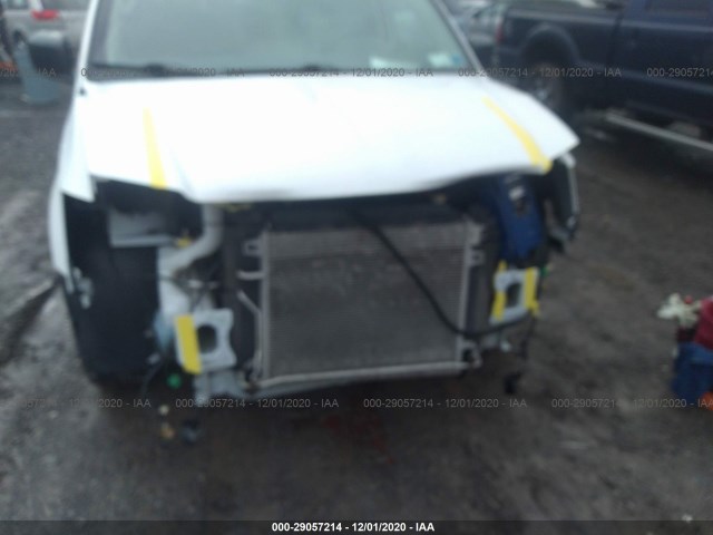 Photo 5 VIN: 2C4RDGBG4JR238844 - DODGE GRAND CARAVAN 