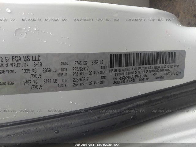 Photo 8 VIN: 2C4RDGBG4JR238844 - DODGE GRAND CARAVAN 