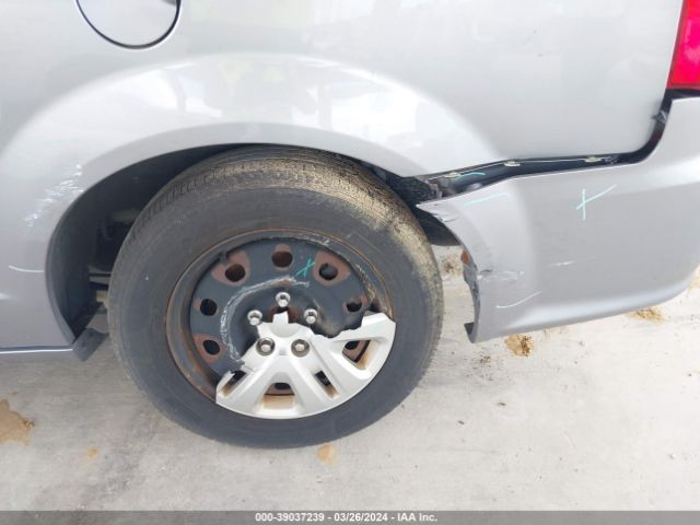 Photo 5 VIN: 2C4RDGBG4KR501738 - DODGE GRAND CARAVAN 