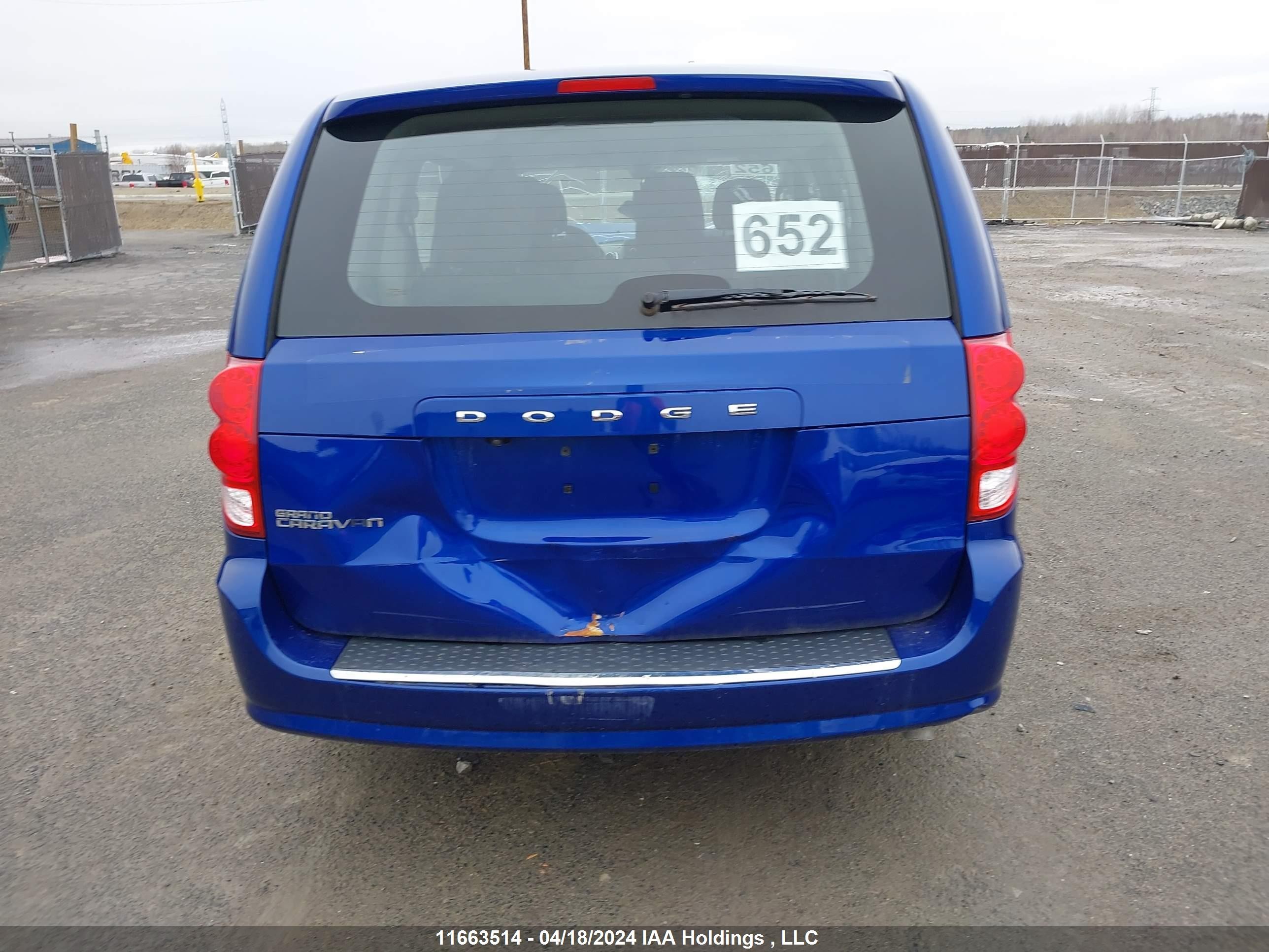 Photo 16 VIN: 2C4RDGBG4KR555833 - DODGE CARAVAN 