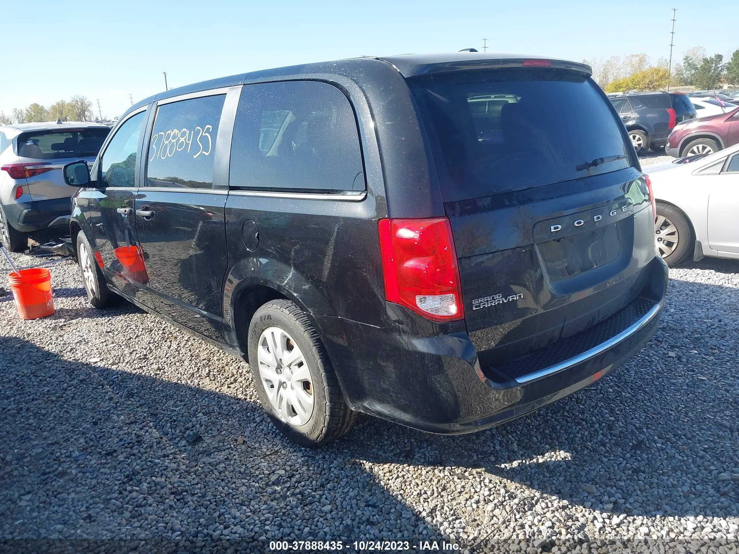 Photo 2 VIN: 2C4RDGBG4KR572325 - DODGE CARAVAN 