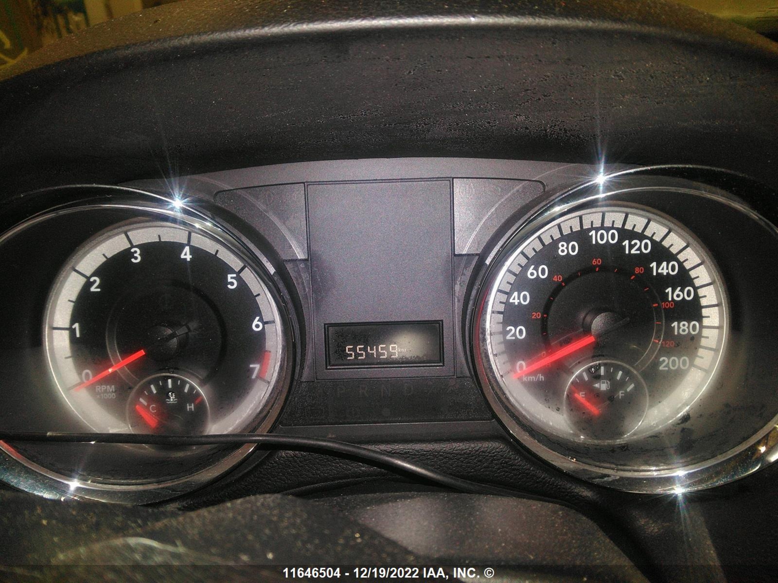 Photo 6 VIN: 2C4RDGBG4KR642003 - DODGE CARAVAN 