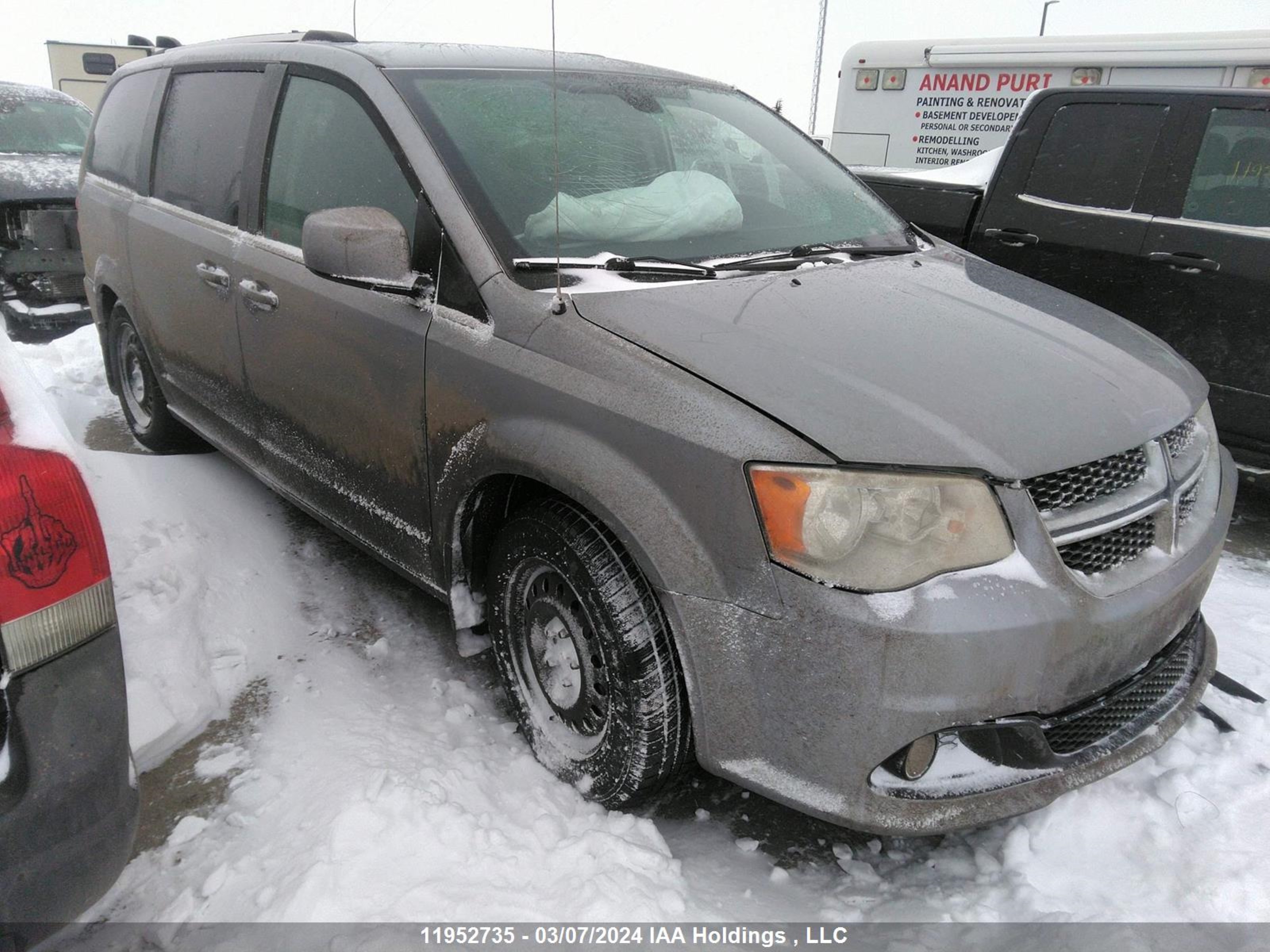 Photo 12 VIN: 2C4RDGBG4KR763274 - DODGE CARAVAN 