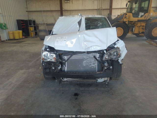 Photo 5 VIN: 2C4RDGBG4KR766076 - DODGE GRAND CARAVAN 