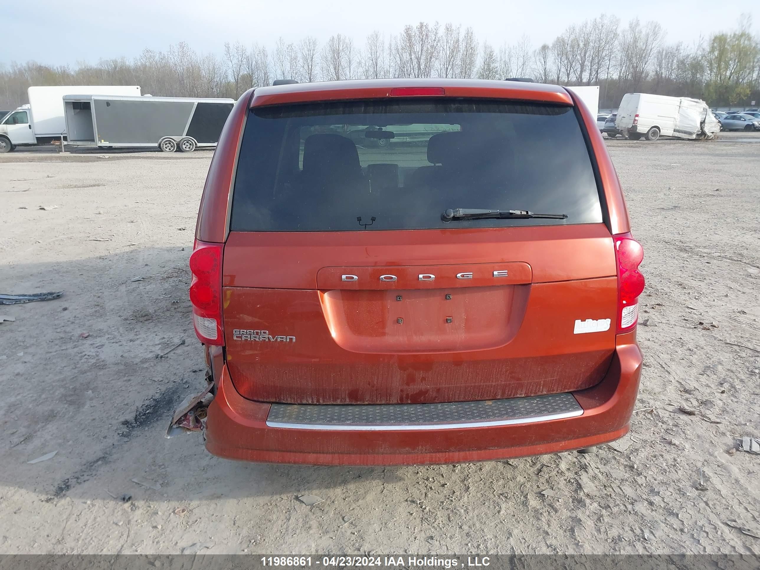 Photo 15 VIN: 2C4RDGBG5CR290485 - DODGE CARAVAN 