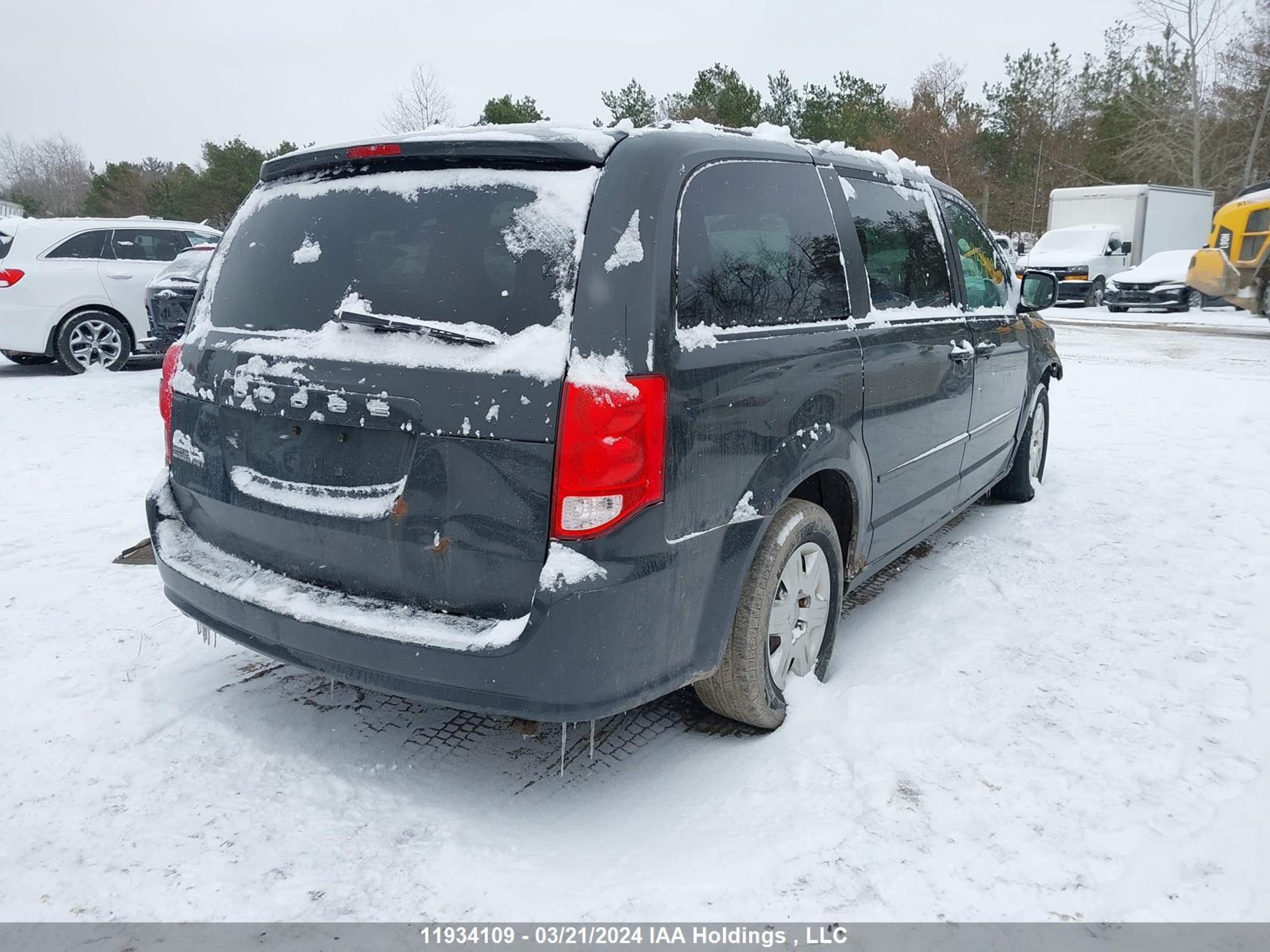 Photo 3 VIN: 2C4RDGBG5CR352757 - DODGE CARAVAN 