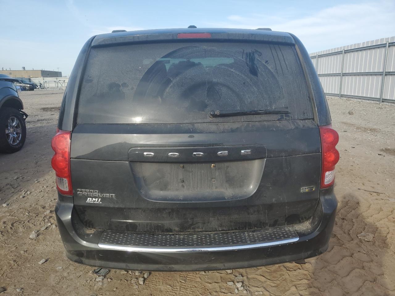 Photo 5 VIN: 2C4RDGBG5CR395754 - DODGE CARAVAN 