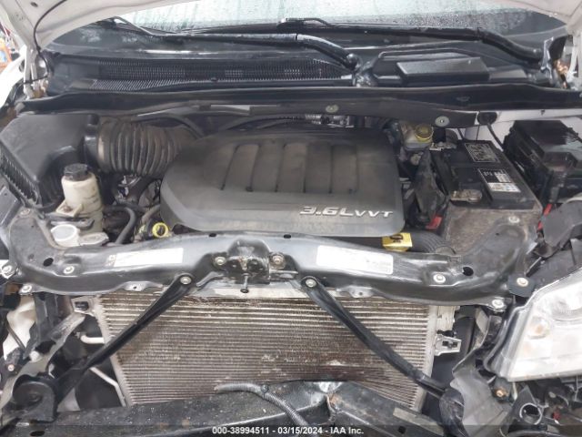 Photo 9 VIN: 2C4RDGBG5DR533097 - DODGE GRAND CARAVAN 