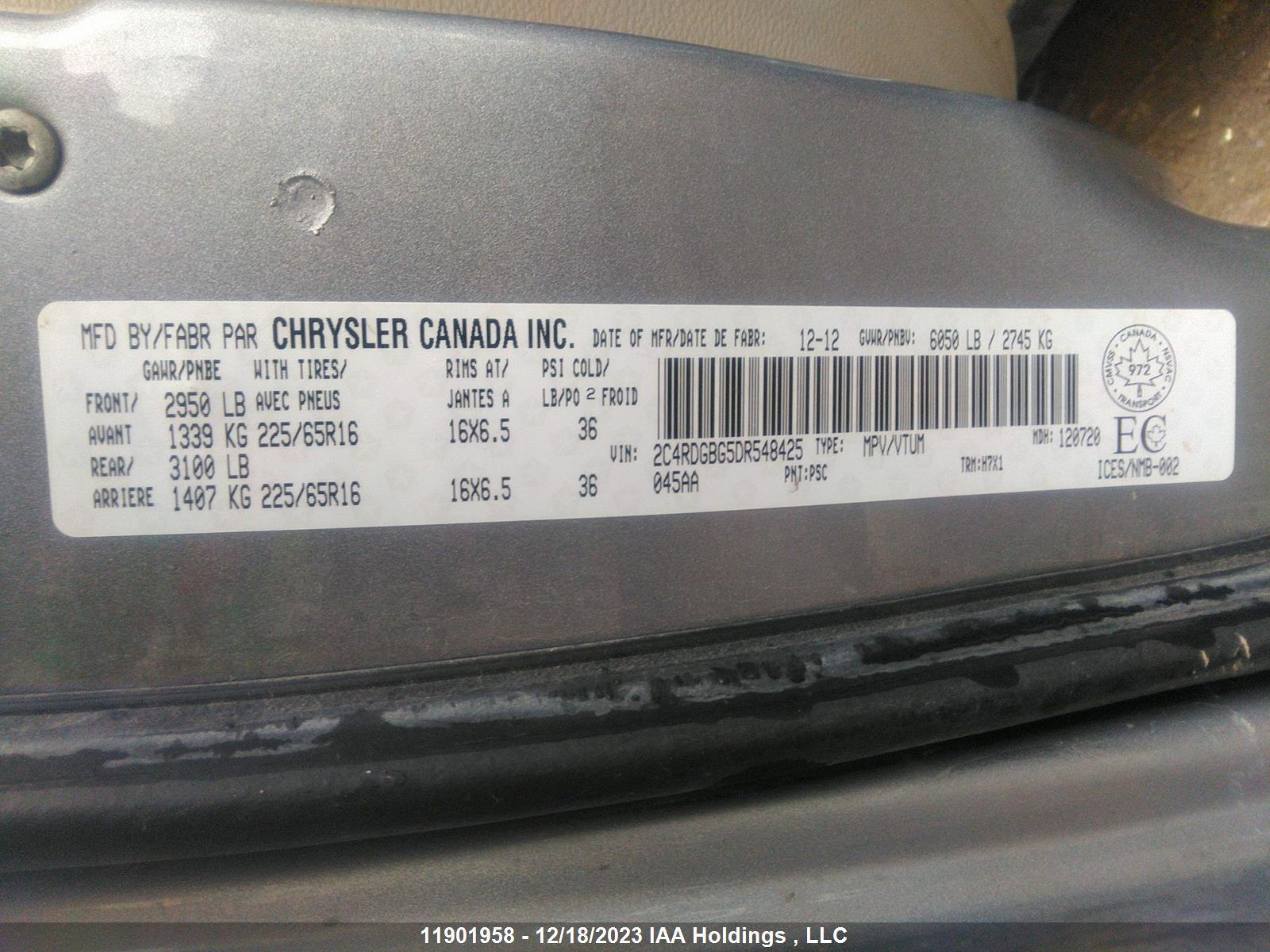 Photo 8 VIN: 2C4RDGBG5DR548425 - DODGE CARAVAN 