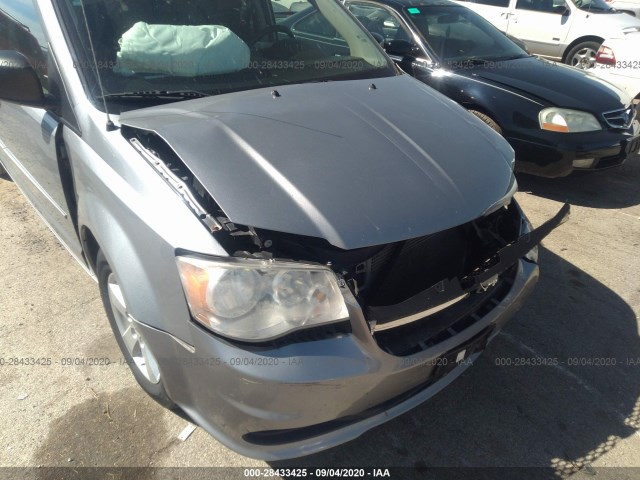 Photo 5 VIN: 2C4RDGBG5DR628288 - DODGE GRAND CARAVAN 