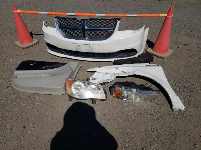 Photo 12 VIN: 2C4RDGBG5DR633023 - DODGE CARAVAN 