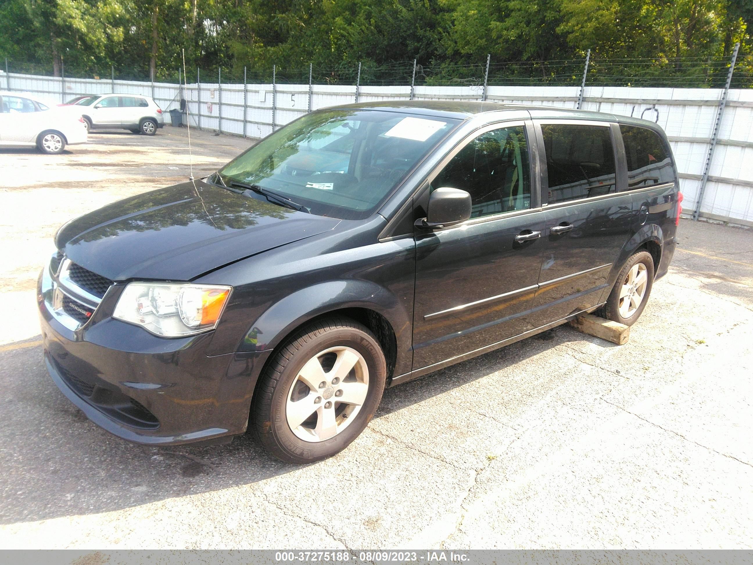 Photo 1 VIN: 2C4RDGBG5DR753954 - DODGE CARAVAN 