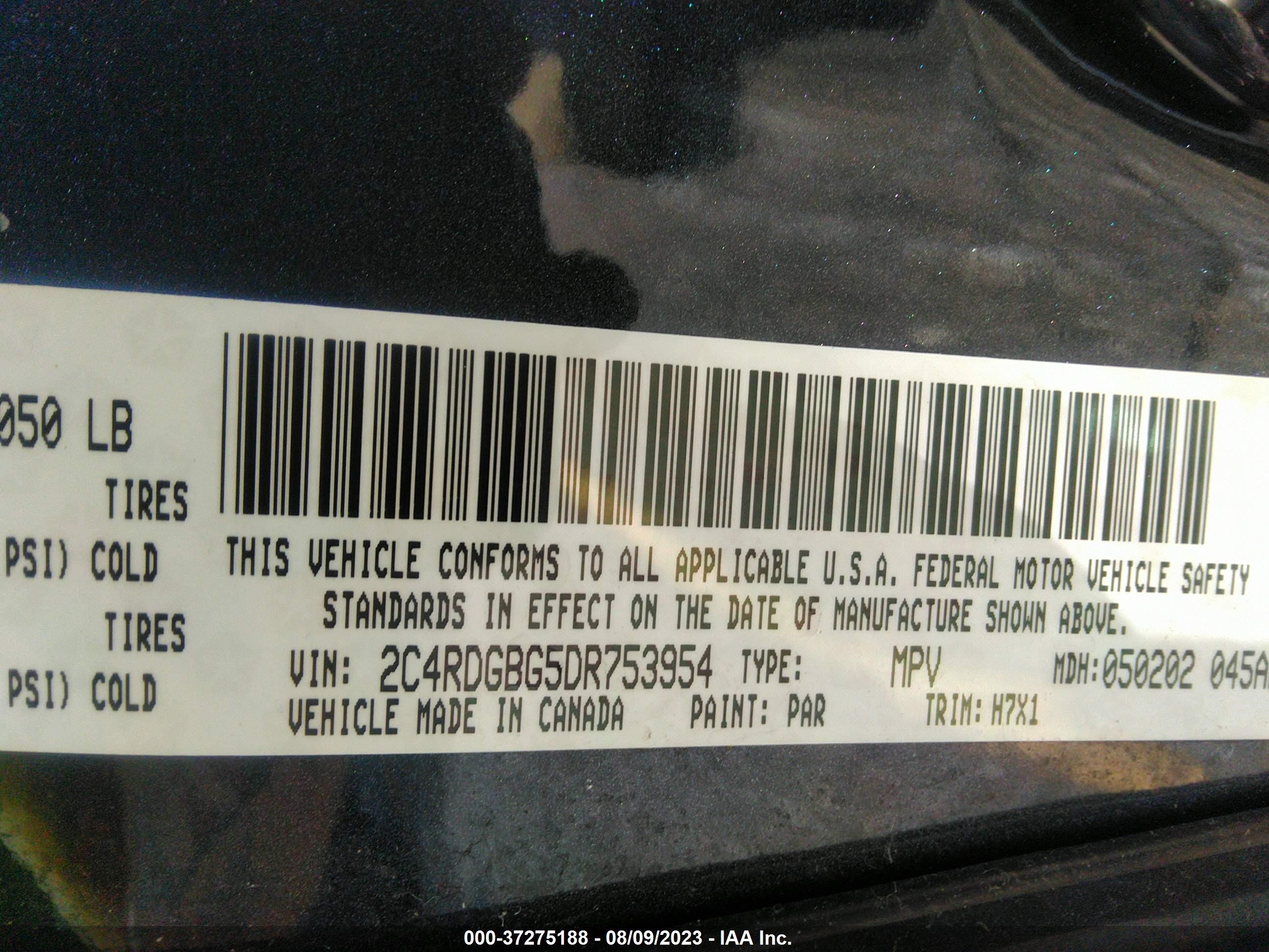 Photo 8 VIN: 2C4RDGBG5DR753954 - DODGE CARAVAN 