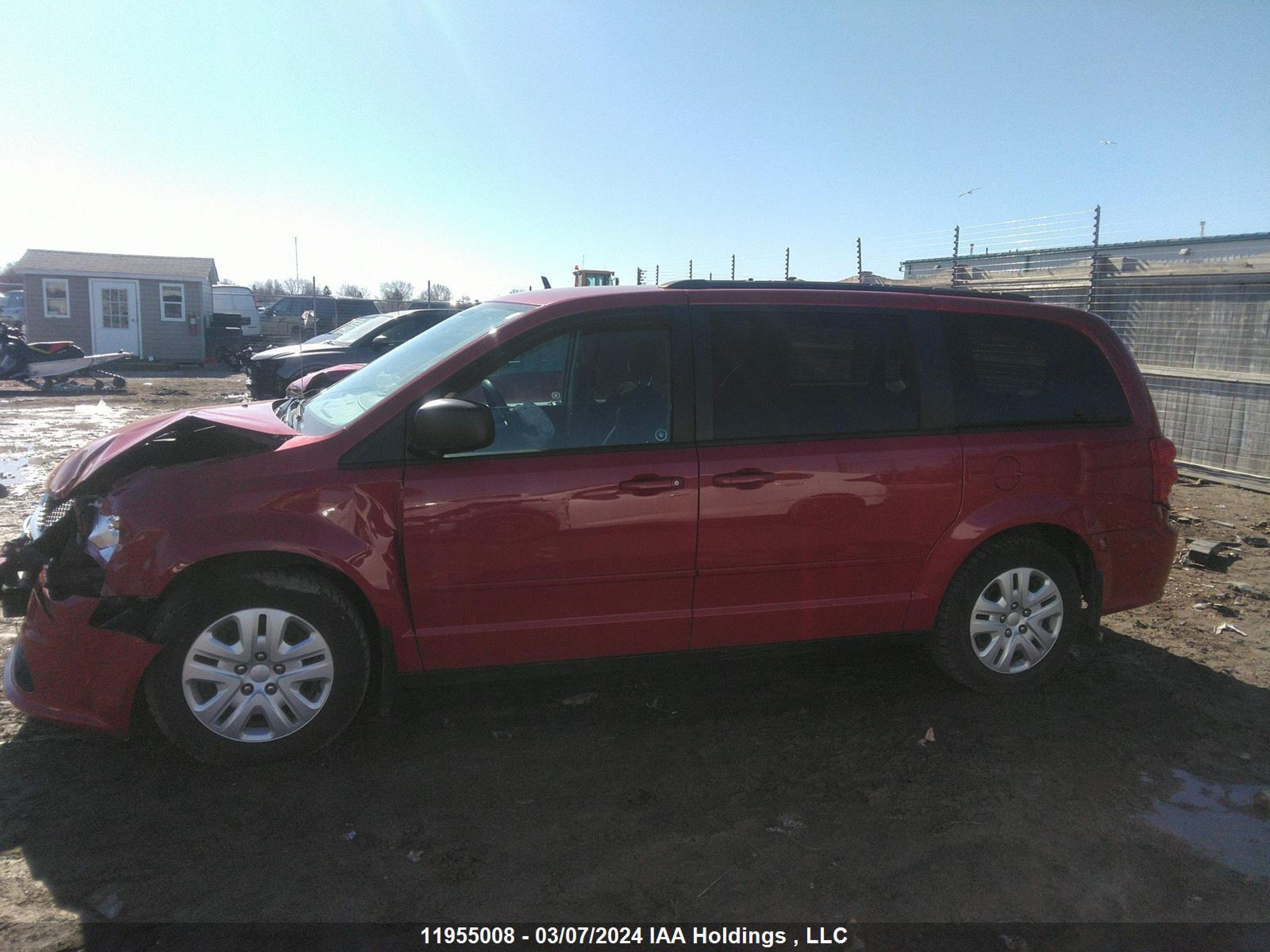 Photo 13 VIN: 2C4RDGBG5FR640752 - DODGE CARAVAN 