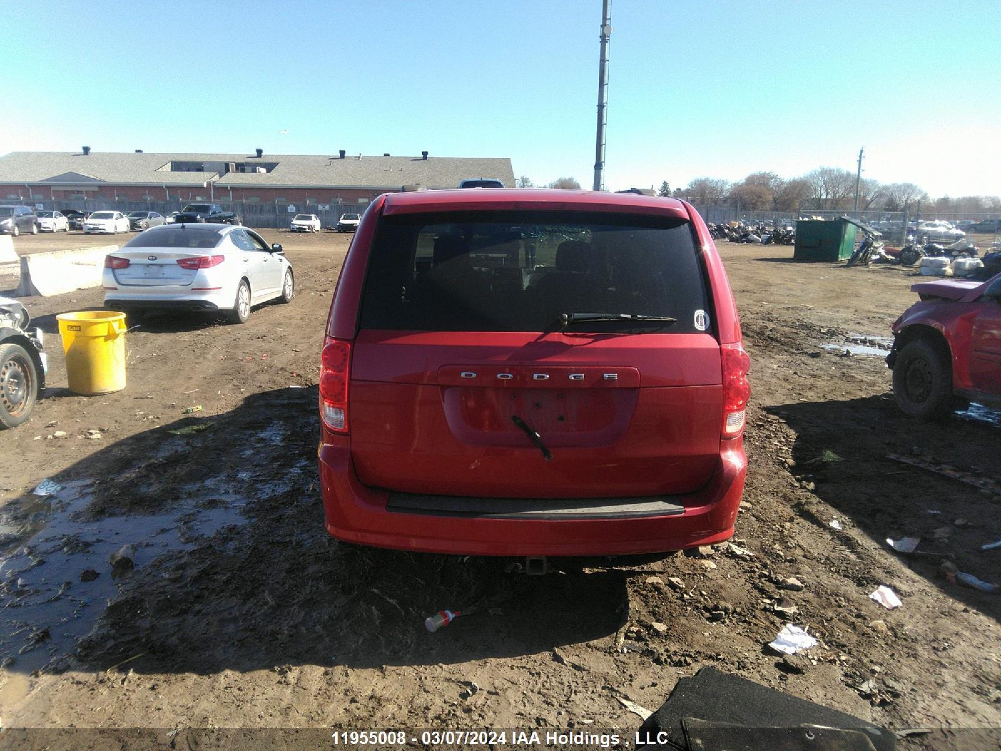 Photo 15 VIN: 2C4RDGBG5FR640752 - DODGE CARAVAN 