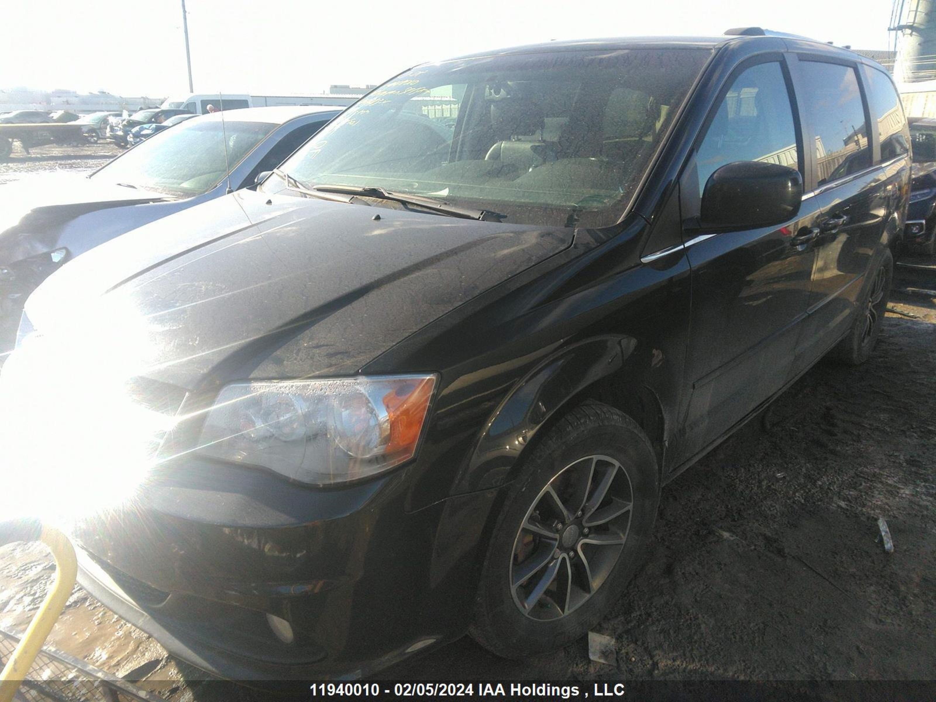 Photo 1 VIN: 2C4RDGBG5GR124263 - DODGE CARAVAN 