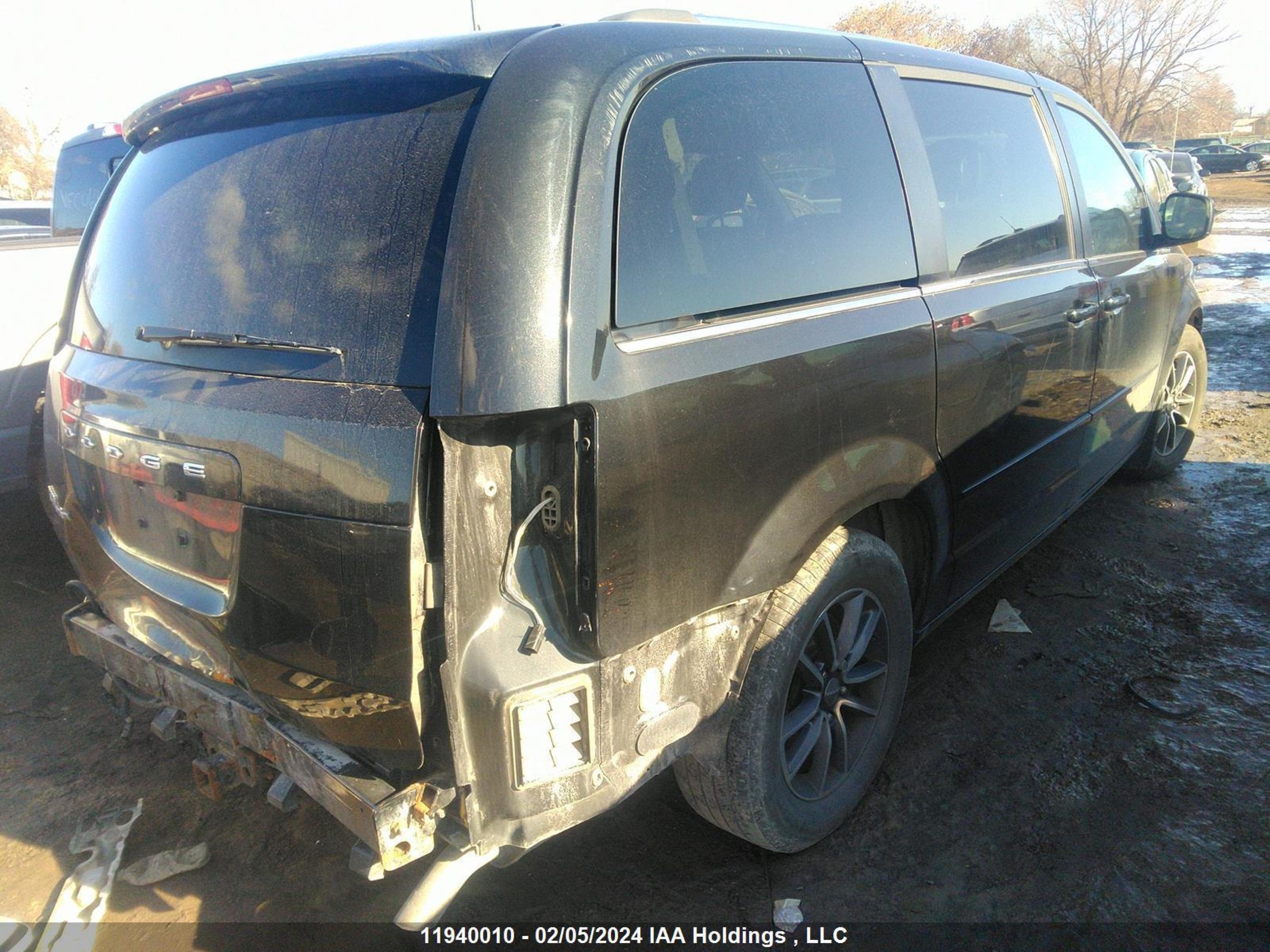 Photo 3 VIN: 2C4RDGBG5GR124263 - DODGE CARAVAN 