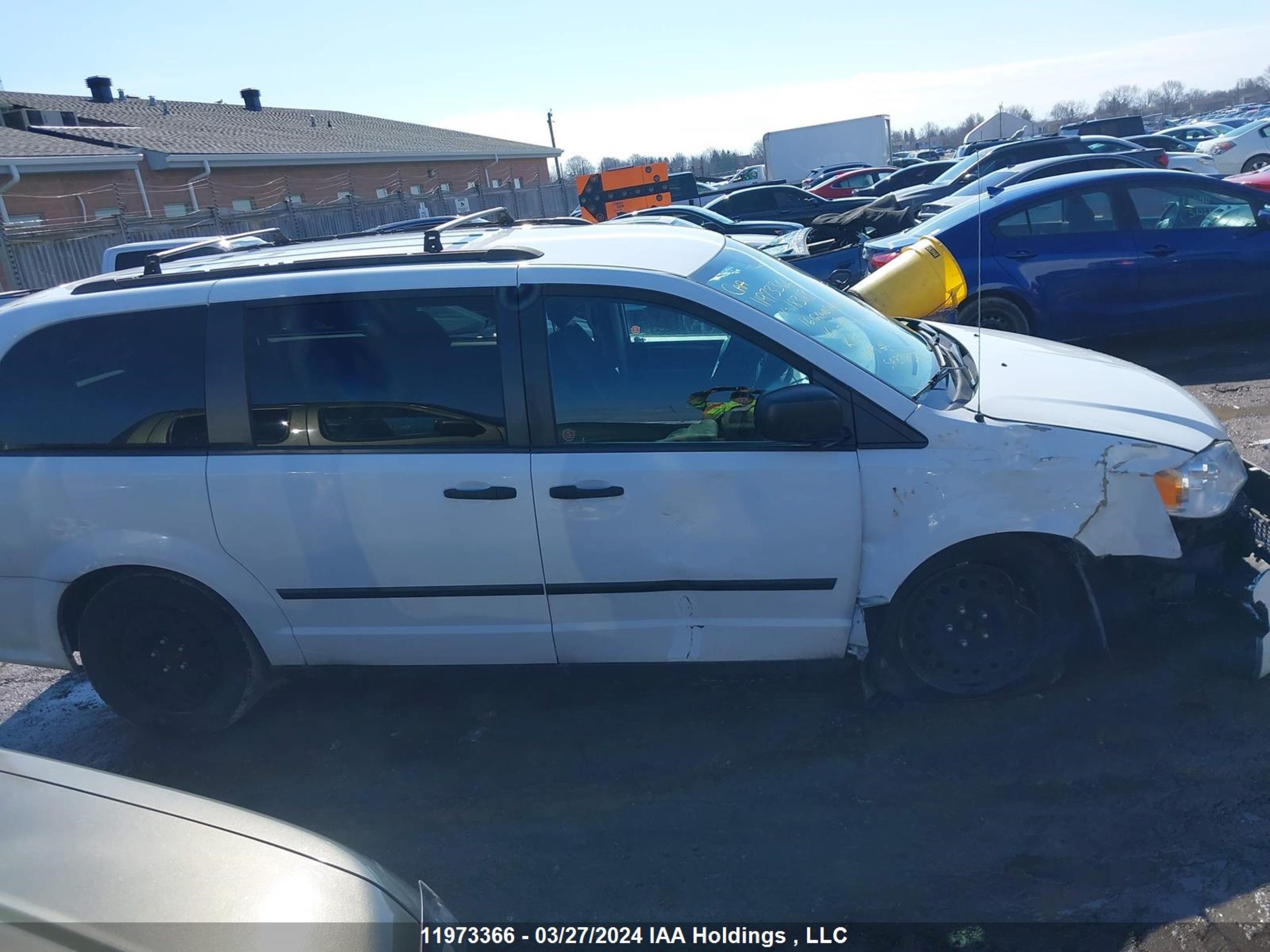 Photo 12 VIN: 2C4RDGBG5GR183118 - DODGE CARAVAN 