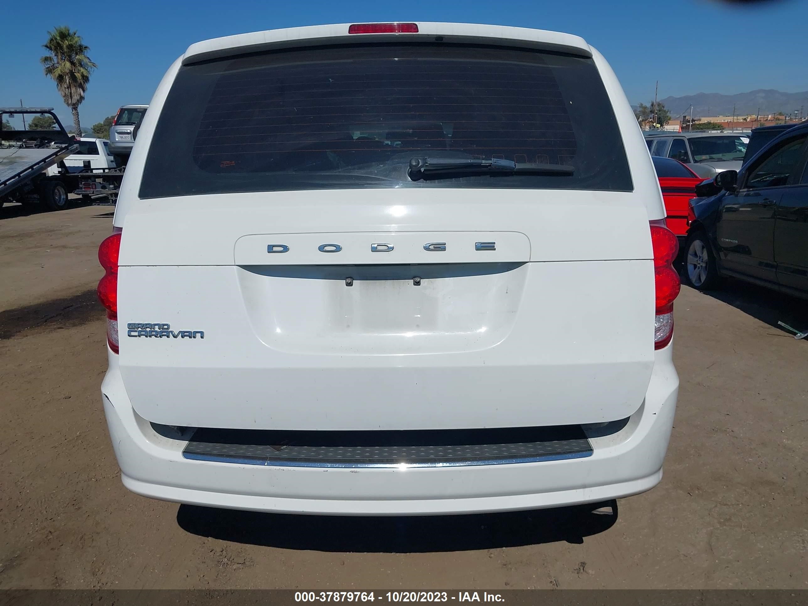 Photo 15 VIN: 2C4RDGBG5GR315696 - DODGE CARAVAN 