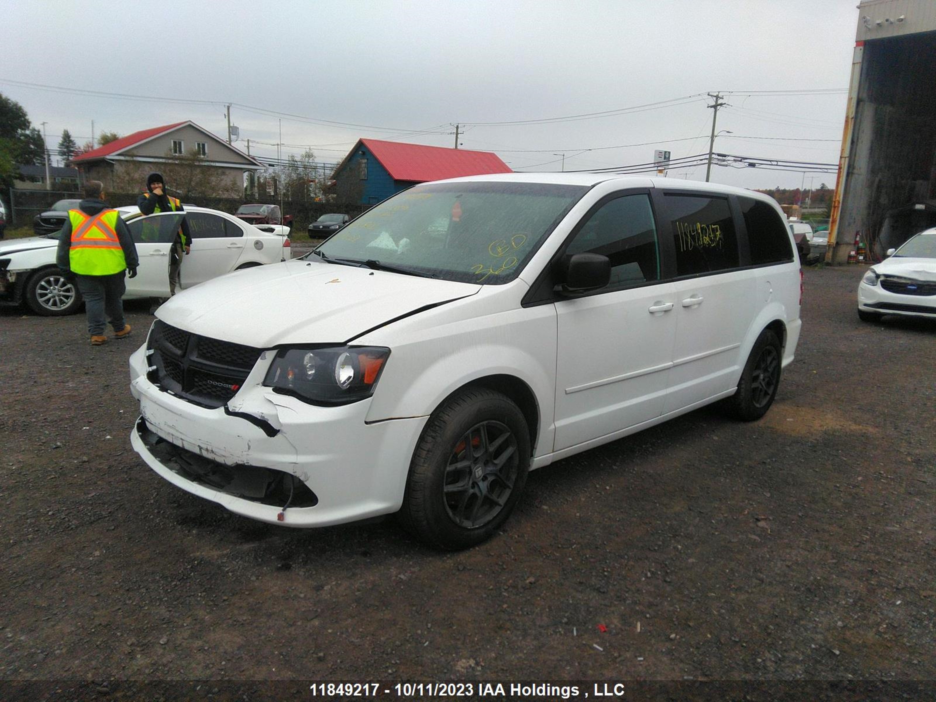 Photo 1 VIN: 2C4RDGBG5HR880175 - DODGE CARAVAN 