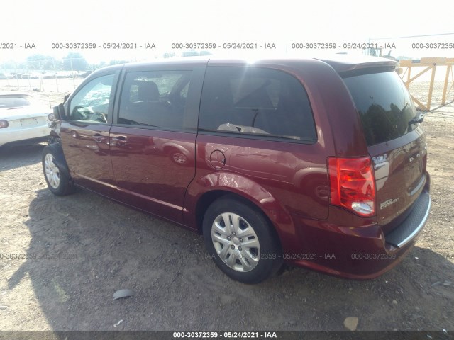 Photo 2 VIN: 2C4RDGBG5JR137649 - DODGE GRAND CARAVAN 