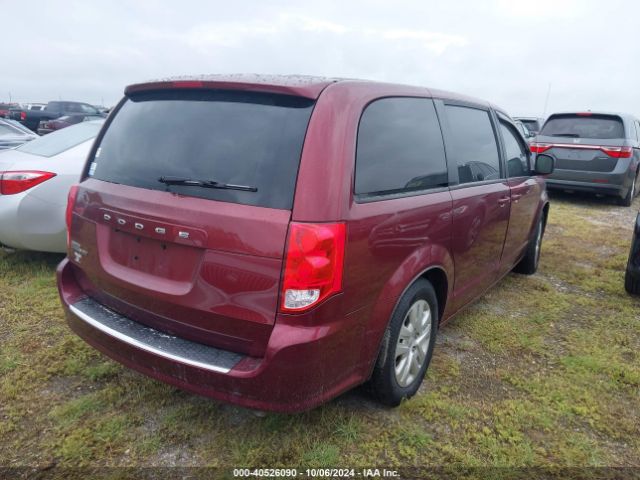 Photo 3 VIN: 2C4RDGBG5JR163958 - DODGE GRAND CARAVAN 