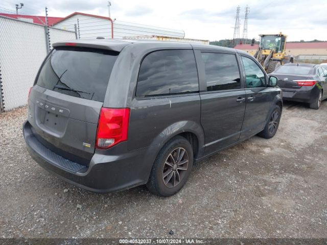 Photo 3 VIN: 2C4RDGBG5JR200796 - DODGE GRAND CARAVAN 