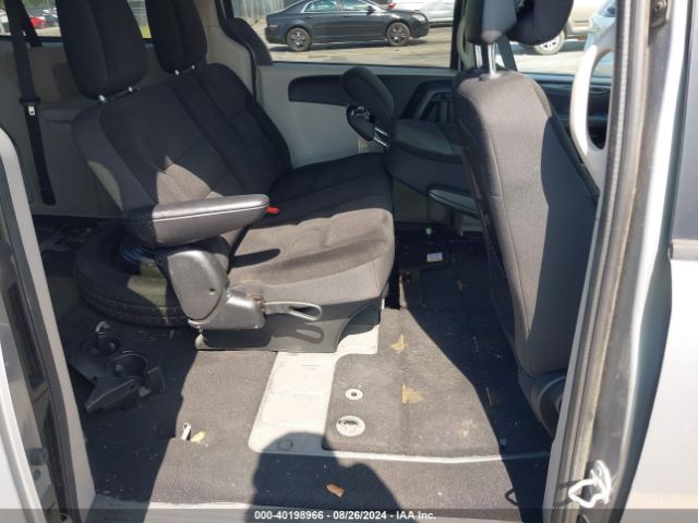 Photo 7 VIN: 2C4RDGBG5JR251280 - DODGE GRAND CARAVAN 