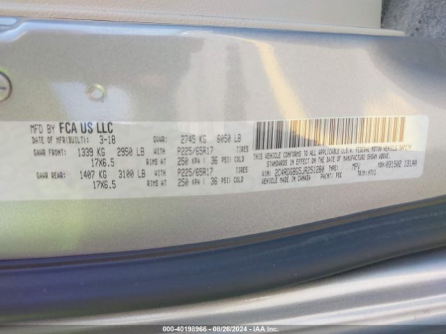 Photo 8 VIN: 2C4RDGBG5JR251280 - DODGE GRAND CARAVAN 