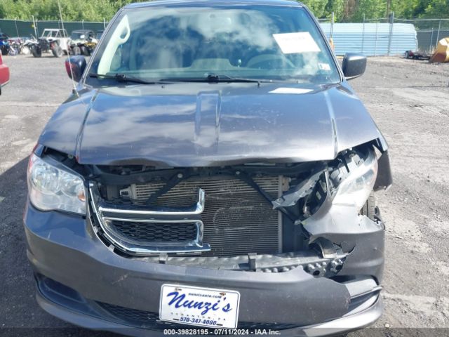 Photo 5 VIN: 2C4RDGBG5JR288460 - DODGE GRAND CARAVAN 