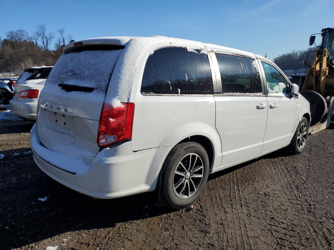 Photo 2 VIN: 2C4RDGBG5KR509248 - DODGE CARAVAN 