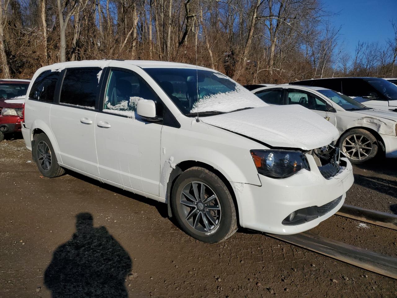 Photo 3 VIN: 2C4RDGBG5KR509248 - DODGE CARAVAN 