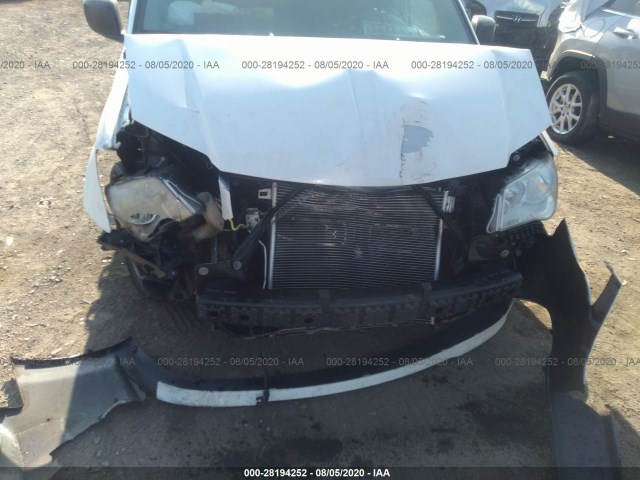 Photo 5 VIN: 2C4RDGBG6CR120720 - DODGE GRAND CARAVAN 