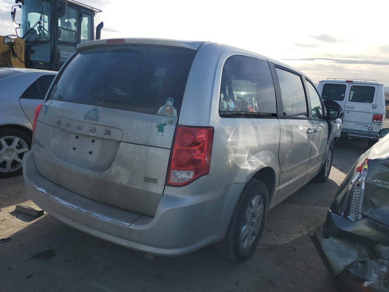 Photo 2 VIN: 2C4RDGBG6CR352072 - DODGE CARAVAN 