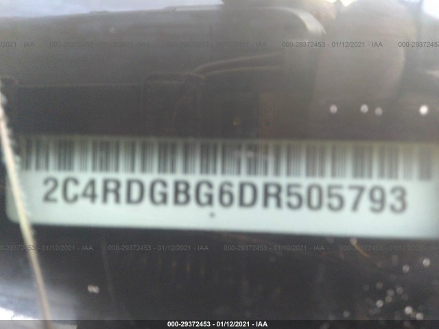 Photo 8 VIN: 2C4RDGBG6DR505793 - DODGE GRAND CARAVAN 