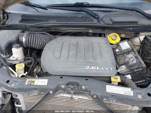 Photo 9 VIN: 2C4RDGBG6DR760525 - DODGE GRAND CARAVAN 