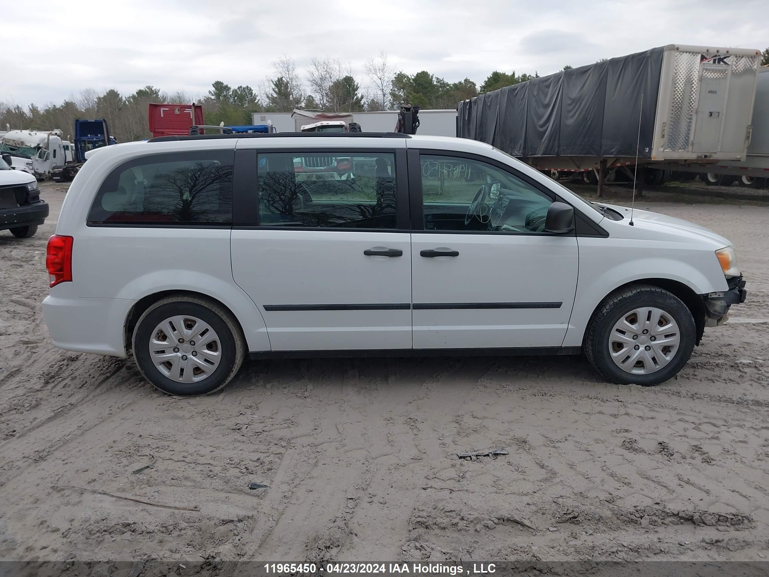 Photo 13 VIN: 2C4RDGBG6ER219069 - DODGE CARAVAN 