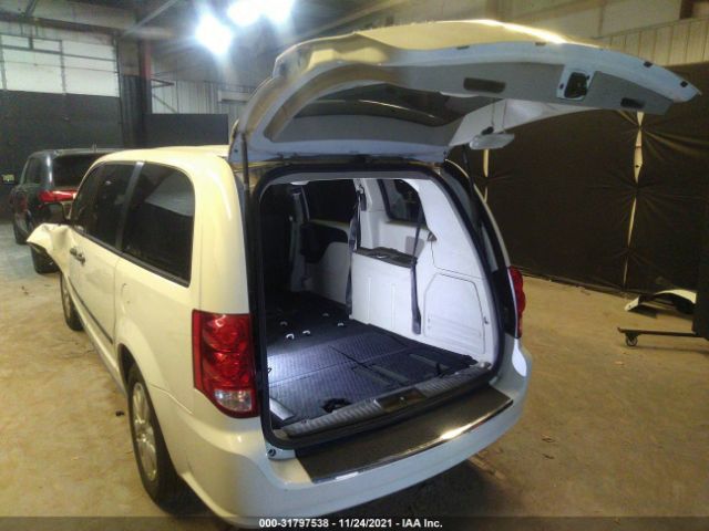 Photo 2 VIN: 2C4RDGBG6ER404948 - DODGE GRAND CARAVAN 