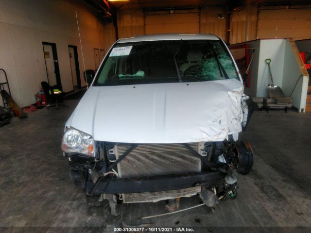 Photo 5 VIN: 2C4RDGBG6ER405114 - DODGE GRAND CARAVAN 