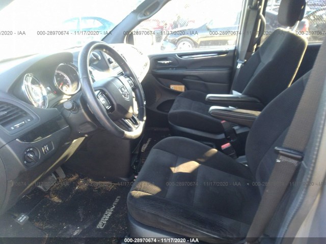 Photo 4 VIN: 2C4RDGBG6ER411897 - DODGE GRAND CARAVAN 